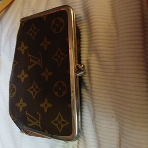 Louis Vuitton Monogram Clutch